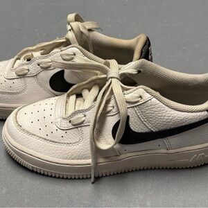 Nike Air Force 1 Low GS White/Black – Size 4Y – CT3839-100